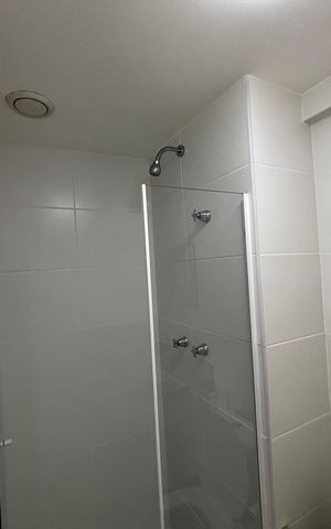 Apartamento à venda com 65m², 2 quartos e 1 vaga Apartamento à venda com 65m², 2 quartos e 1 vagaBanheiro