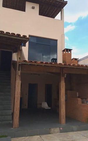Casa à venda com 179m², 3 quartos e 2 vagas
