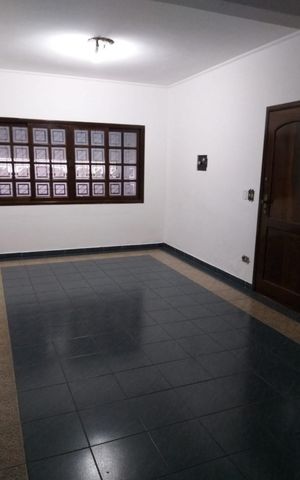 Casa à venda com 179m², 3 quartos e 2 vagas