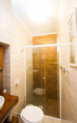 Casa à venda com 180m², 3 quartos e 2 vagas