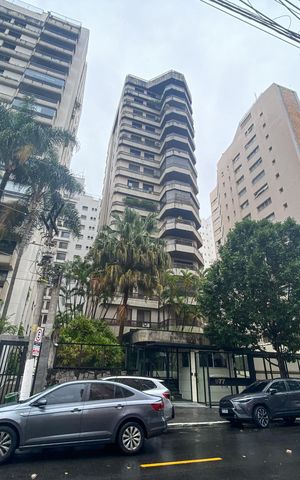 Apartamento à venda com 227m², 4 quartos e 3 vagasFachada