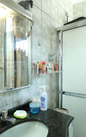 Casa à venda com 164m², 4 quartos e 3 vagasBanheiro da Suíte 1