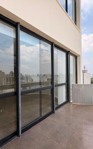Apartamento à venda com 290m², 3 quartos e 4 vagasSacada sala 