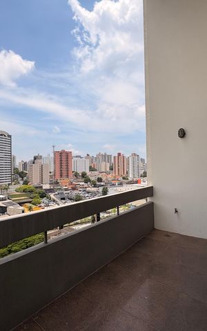 Apartamento à venda com 290m², 3 quartos e 4 vagasSacada sala 