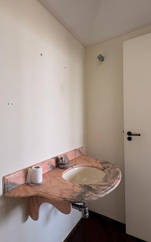 Apartamento à venda com 290m², 3 quartos e 4 vagasLavabo
