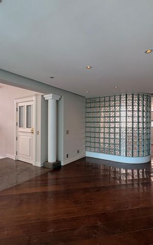 Apartamento à venda com 290m², 3 quartos e 4 vagasSala de estar 