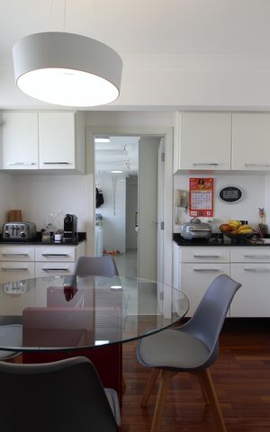 Apartamento à venda com 227m², 4 quartos e 2 vagasCozinha