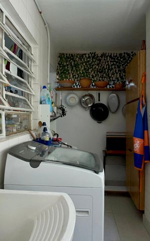 Apartamento à venda com 127m², 3 quartos e 1 vagaÁrea de Serviço