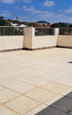 Apartamento à venda com 76m², 2 quartos e 1 vaga