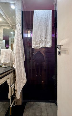 Apartamento à venda com 98m², 2 quartos e 1 vaga Apartamento à venda com 98m², 2 quartos e 1 vagaBanheiro