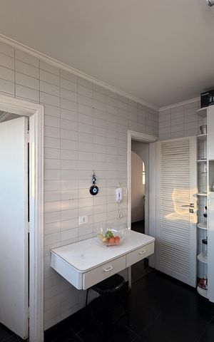 Apartamento à venda com 98m², 2 quartos e 1 vaga Apartamento à venda com 98m², 2 quartos e 1 vagaCozinha