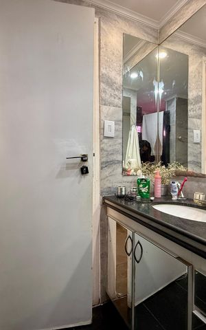 Apartamento à venda com 98m², 2 quartos e 1 vaga Apartamento à venda com 98m², 2 quartos e 1 vagaBanheiro