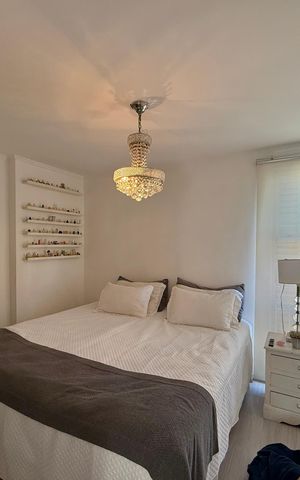 Apartamento à venda com 98m², 2 quartos e 1 vaga Apartamento à venda com 98m², 2 quartos e 1 vagaQuarto 1
