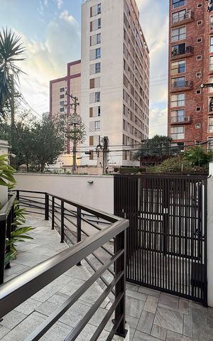 Apartamento à venda com 98m², 2 quartos e 1 vaga Apartamento à venda com 98m², 2 quartos e 1 vagaEntrada