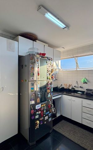 Apartamento à venda com 98m², 2 quartos e 1 vaga Apartamento à venda com 98m², 2 quartos e 1 vagaCozinha