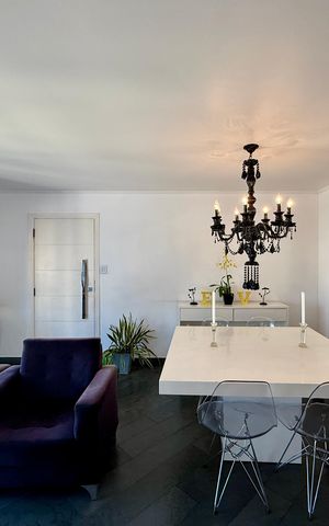 Apartamento à venda com 98m², 2 quartos e 1 vaga Apartamento à venda com 98m², 2 quartos e 1 vagaSala