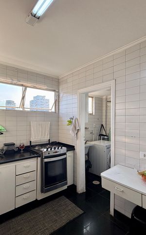 Apartamento à venda com 98m², 2 quartos e 1 vaga Apartamento à venda com 98m², 2 quartos e 1 vagaCozinha