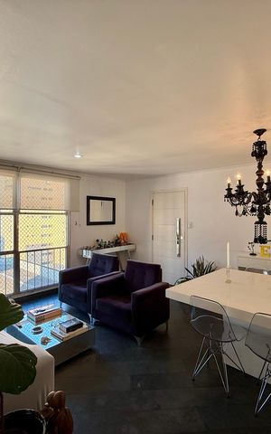 Apartamento à venda com 98m², 2 quartos e 1 vaga Apartamento à venda com 98m², 2 quartos e 1 vagaSala
