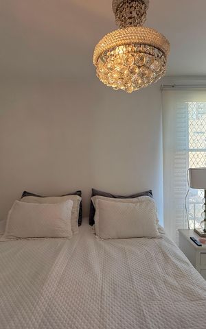 Apartamento à venda com 98m², 2 quartos e 1 vaga Apartamento à venda com 98m², 2 quartos e 1 vagaQuarto 1