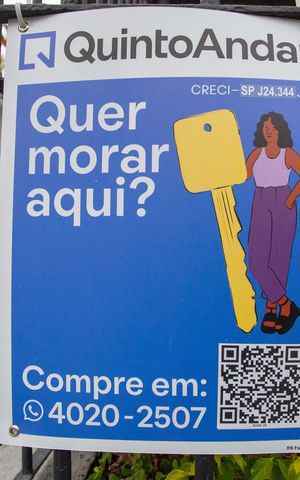 Apartamento à venda com 87m², 3 quartos e 1 vagaPlaquinha