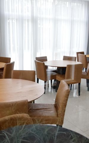 Apartamento à venda com 109m², 4 quartos e 2 vagas Apartamento à venda com 109m², 4 quartos e 2 vagasÁrea comum - Salão de festas