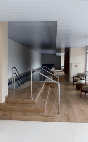 Apartamento à venda com 109m², 4 quartos e 2 vagas Apartamento à venda com 109m², 4 quartos e 2 vagasÁrea comum - Piscina