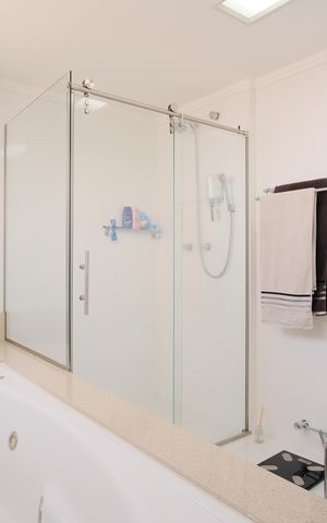 Apartamento à venda com 224m², 4 quartos e 4 vagasBanheiro da Suíte 3