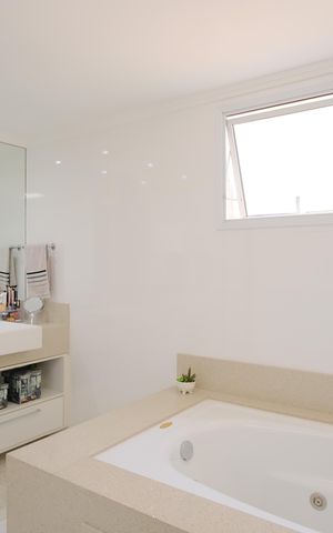 Apartamento à venda com 224m², 4 quartos e 4 vagasBanheiro da Suíte 3