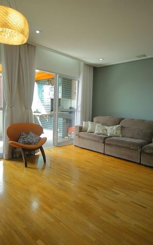 Apartamento à venda com 130m², 3 quartos e 3 vagasSala