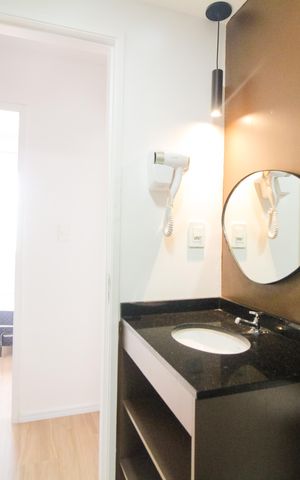 Apartamento à venda com 34m², 2 quartos e sem vaga Apartamento à venda com 34m², 2 quartos e sem vagaBanheiro