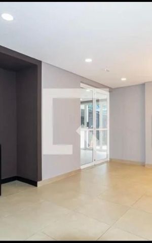 Apartamento à venda com 34m², 2 quartos e sem vaga Apartamento à venda com 34m², 2 quartos e sem vagaHall