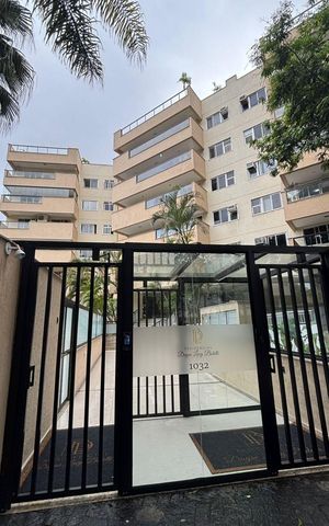 Apartamento à venda com 215m², 3 quartos e 1 vaga Apartamento à venda com 215m², 3 quartos e 1 vagaárea comum