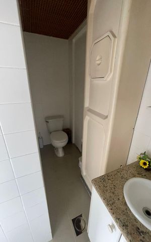 Apartamento à venda com 215m², 3 quartos e 1 vaga Apartamento à venda com 215m², 3 quartos e 1 vagalavabo