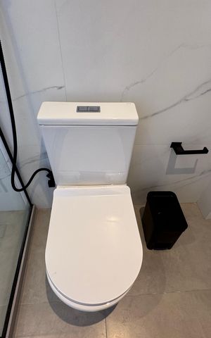 Casa de condomínio à venda com 350m², 4 quartos e 1 vaga Casa de condomínio à venda com 350m², 4 quartos e 1 vagaSuíte 1 - Master - Closet