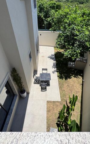 Casa de condomínio à venda com 350m², 4 quartos e 1 vaga Casa de condomínio à venda com 350m², 4 quartos e 1 vagaSuíte 1 - Master - Terraço