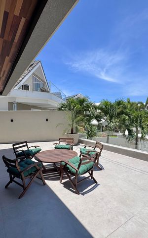 Casa de condomínio à venda com 350m², 4 quartos e 1 vaga Casa de condomínio à venda com 350m², 4 quartos e 1 vagaSuíte 1 - Master - Terraço