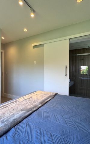 Casa de condomínio à venda com 350m², 4 quartos e 1 vaga Casa de condomínio à venda com 350m², 4 quartos e 1 vagaSuíte 3