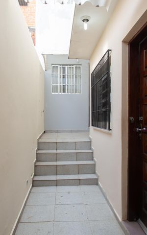 Casa à venda com 208m², 5 quartos e 1 vaga Casa à venda com 208m², 5 quartos e 1 vagaÁrea Externa