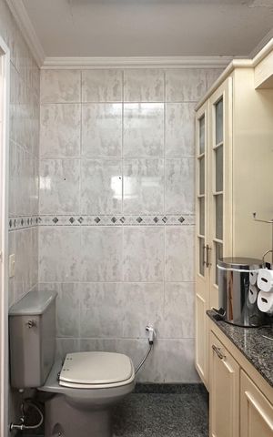 Apartamento para alugar com 240m², 4 quartos e 3 vagas Apartamento para alugar com 240m², 4 quartos e 3 vagasBanheiro da Suíte 2