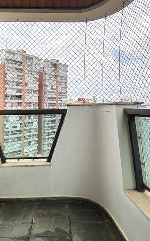 Apartamento para alugar com 240m², 4 quartos e 3 vagas Apartamento para alugar com 240m², 4 quartos e 3 vagasSacada 1