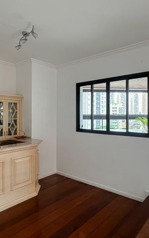 Apartamento para alugar com 240m², 4 quartos e 3 vagas Apartamento para alugar com 240m², 4 quartos e 3 vagasSala