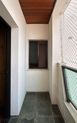 Apartamento para alugar com 240m², 4 quartos e 3 vagas Apartamento para alugar com 240m², 4 quartos e 3 vagasSacada do Quarto 2