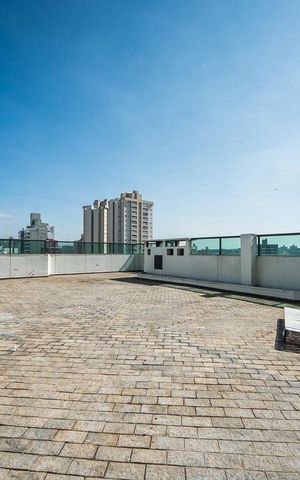 Apartamento para alugar com 240m², 4 quartos e 3 vagas Apartamento para alugar com 240m², 4 quartos e 3 vagasÁrea comum - Piscina