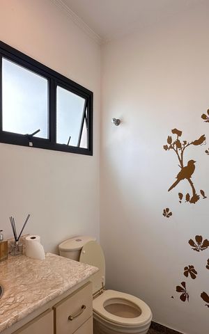 Apartamento para alugar com 240m², 4 quartos e 3 vagas Apartamento para alugar com 240m², 4 quartos e 3 vagasLavabo