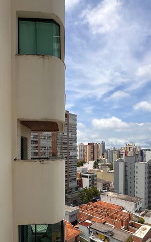 Apartamento para alugar com 240m², 4 quartos e 3 vagas Apartamento para alugar com 240m², 4 quartos e 3 vagasVista da Sacada do Quarto 2