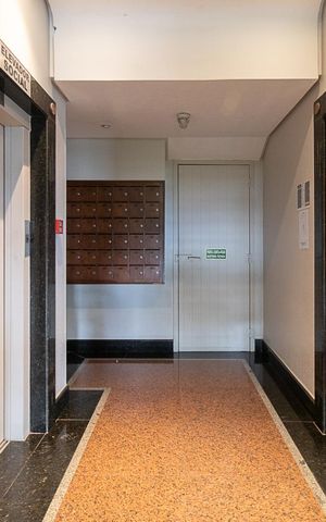 Apartamento à venda com 170m², 3 quartos e 2 vagasElevadores