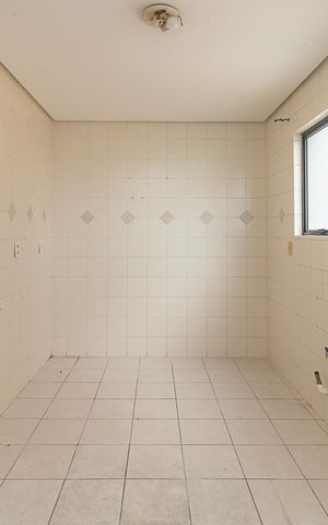 Apartamento à venda com 170m², 3 quartos e 2 vagasCozinha e Área de Serviço