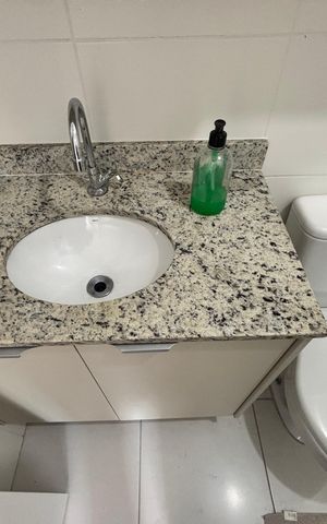 Apartamento à venda com 42m², 2 quartos e sem vaga Apartamento à venda com 42m², 2 quartos e sem vagaBanheiro