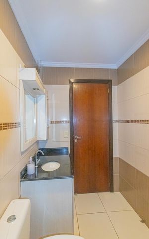 Casa à venda com 300m², 3 quartos e 3 vagas Casa à venda com 300m², 3 quartos e 3 vagasLavabo da Sala