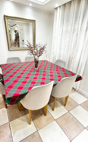 Casa à venda com 200m², 3 quartos e 2 vagas Casa à venda com 200m², 3 quartos e 2 vagasSala